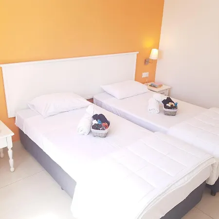 Christos Napa Apartament